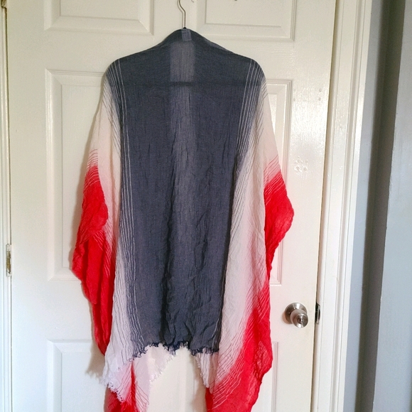 American Ruana - Picture 2 of 2